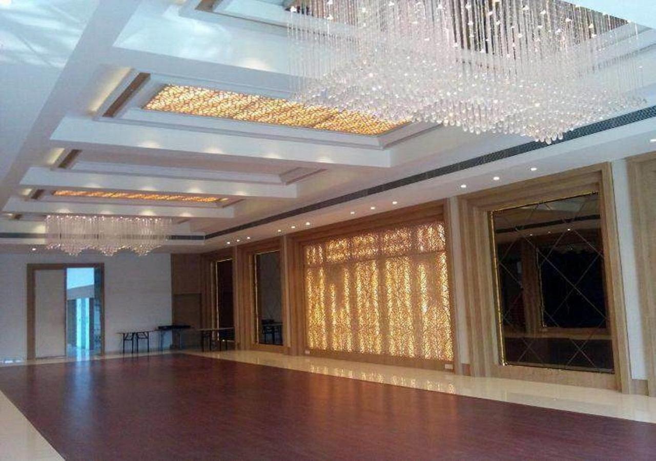 Hotel Amora Raj Nandgaon Exterior foto